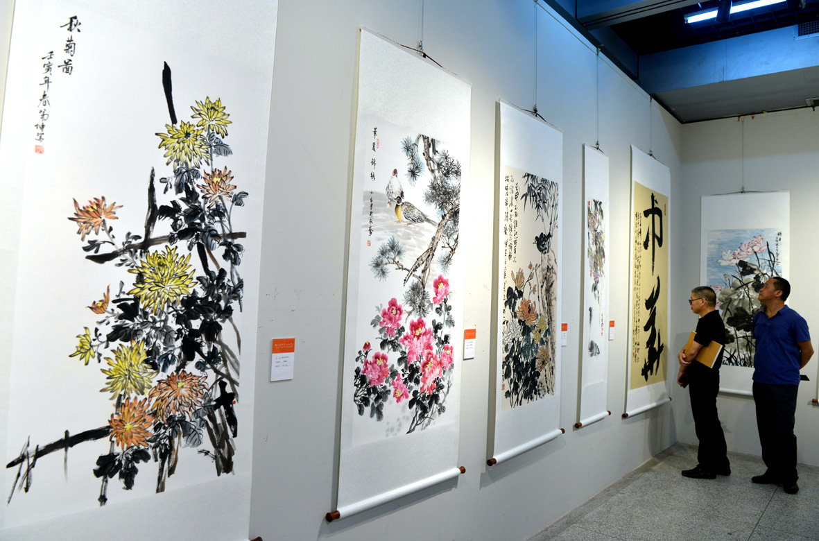 “一带一路”沿线华人艺术家书画展在福州开幕