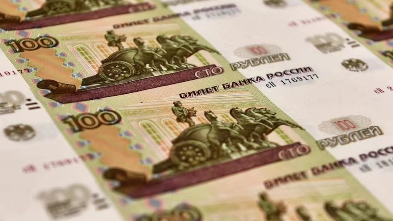 何时把钱“还”给银行？俄民众手中现金总量破历史记录